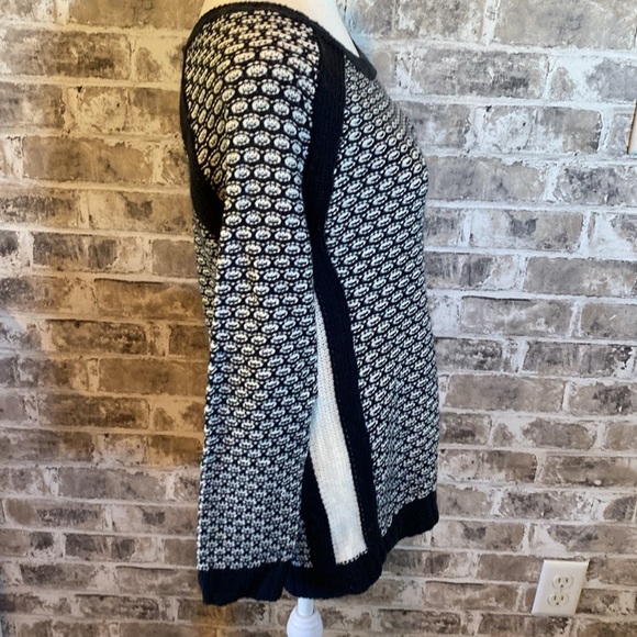 Hippie Rose Sweater. Size M. Navy and white. Really cute! - Picture 4 of 16